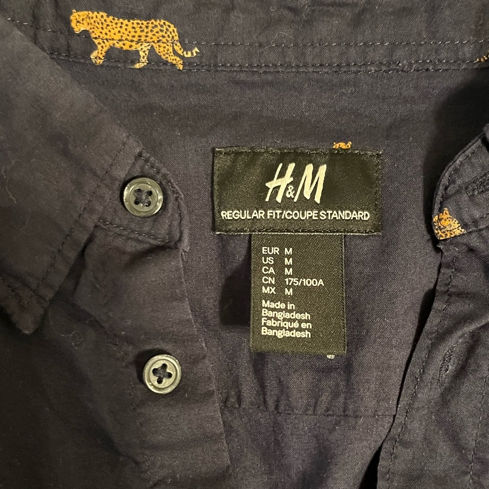 H&M Cheetah Button Down - Picture 4 of 5